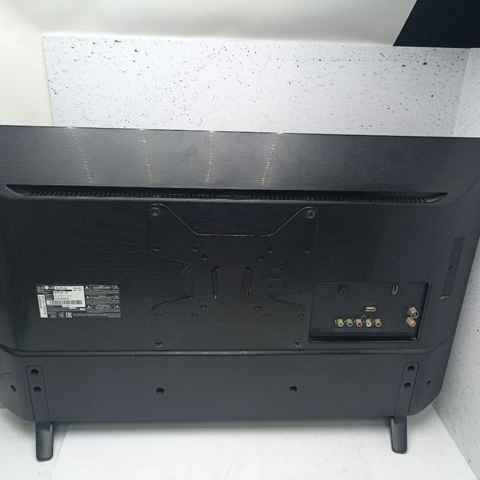 Телевизор LG 32LF510U