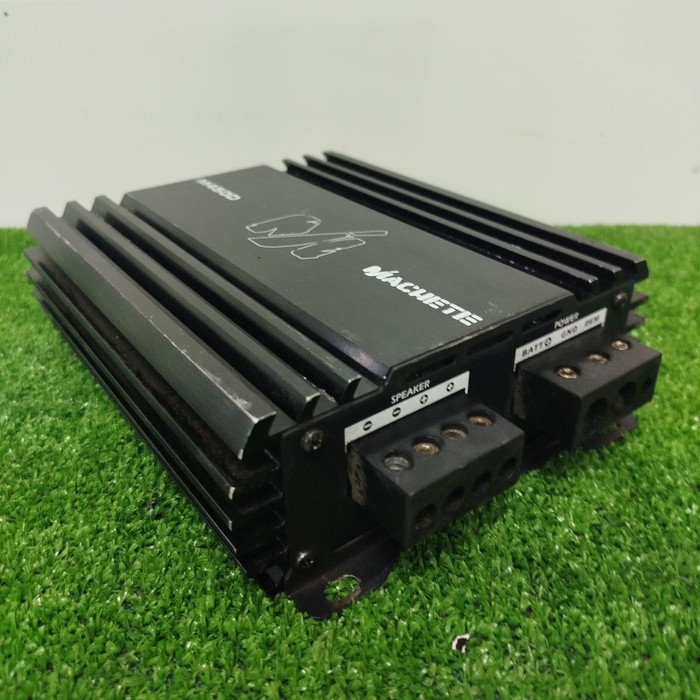Усилитель Machete M450D