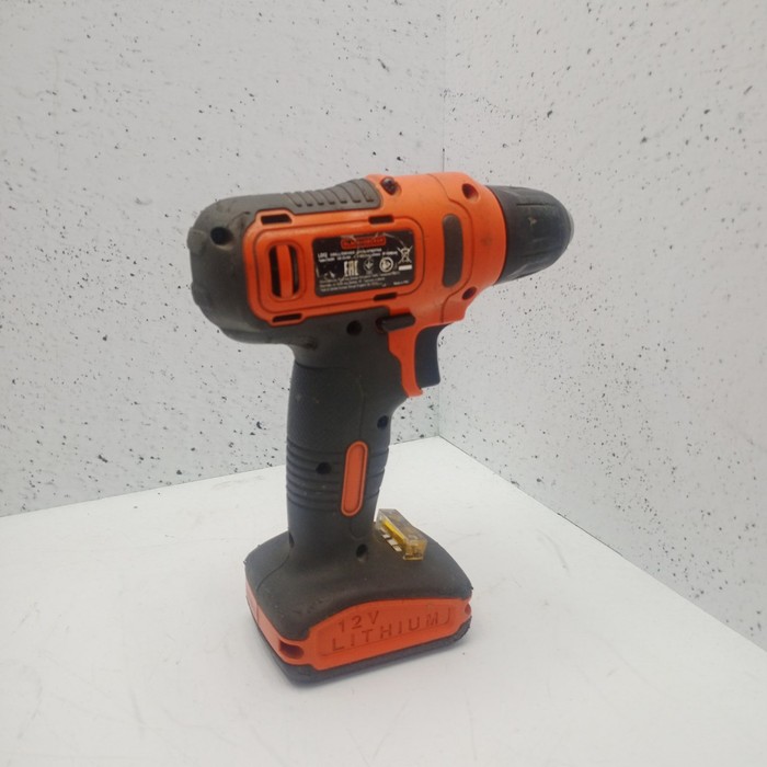 Шуруповерт Black&Decker LD12