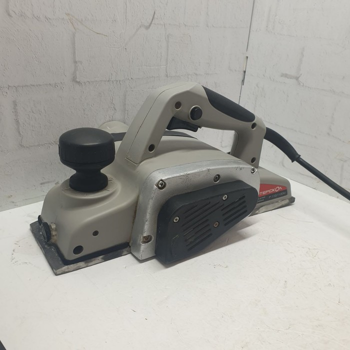 Рубанок Интерскол P-110/1100М