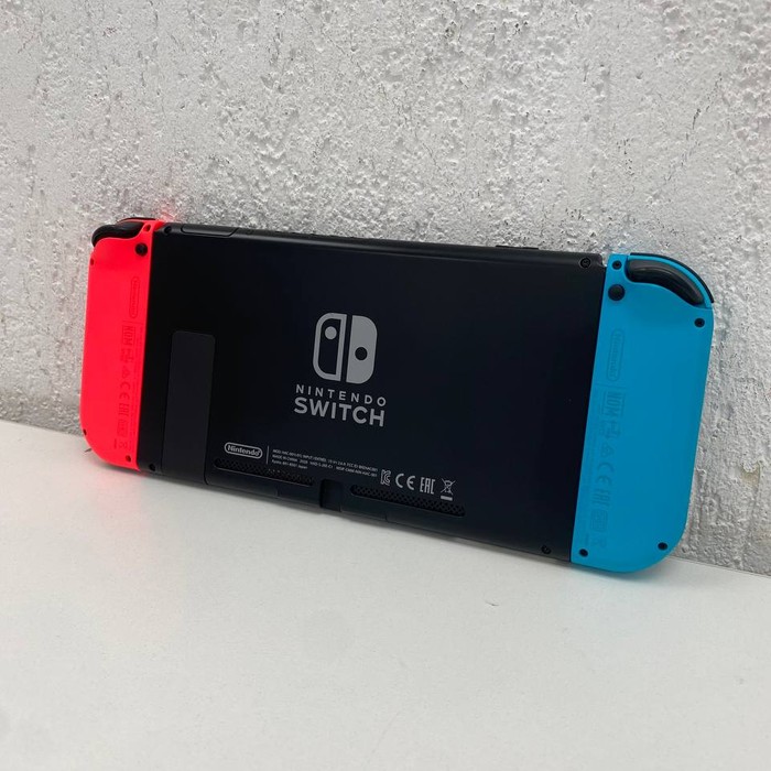 Игровая приставка Nintendo Switch hac-001