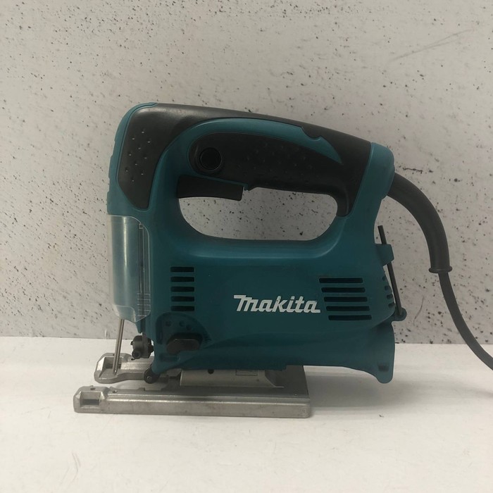 Лобзик Makita 4329