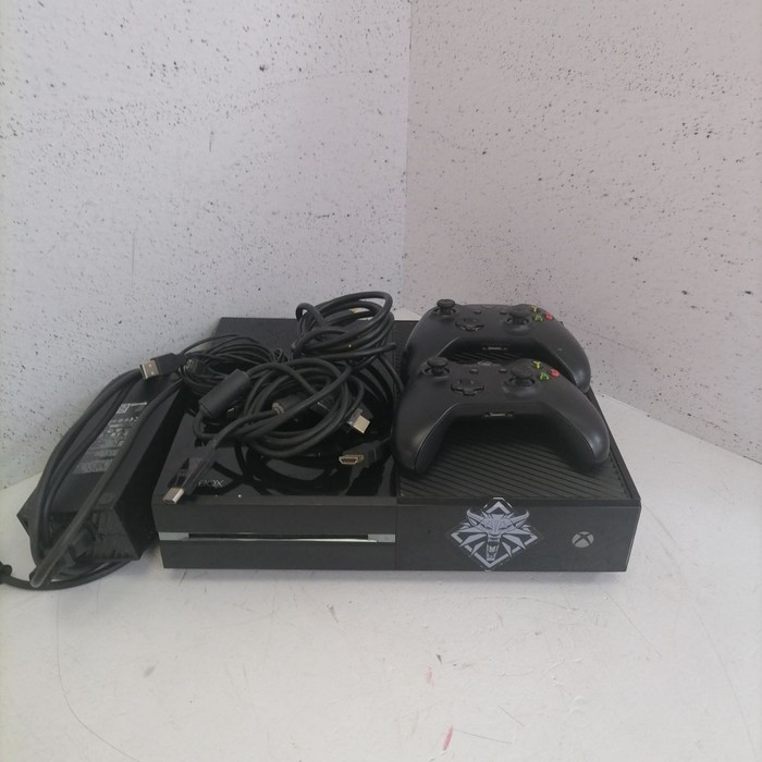 Игровая приставка Microsoft Xbox One 500 ГБ