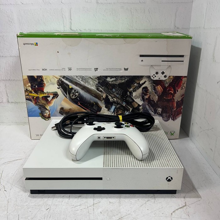 Игровая приставка Microsoft Xbox One S 500 Гб