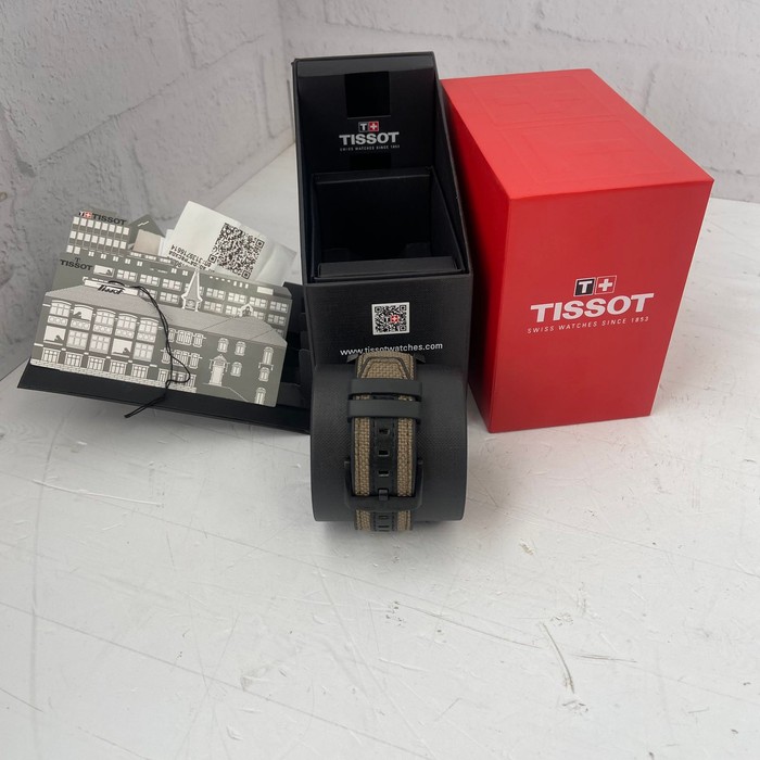 Наручные часы Tissot T125617A
