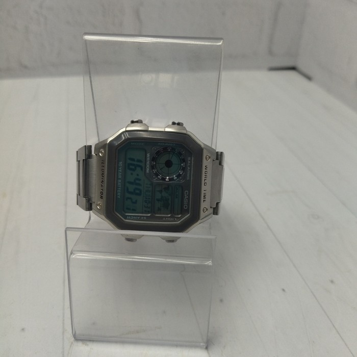 Наручные часы Casio AE-1200WH