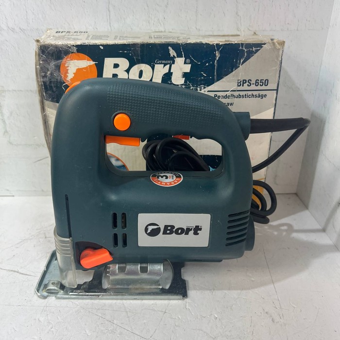 Лобзик Bort BPS-650