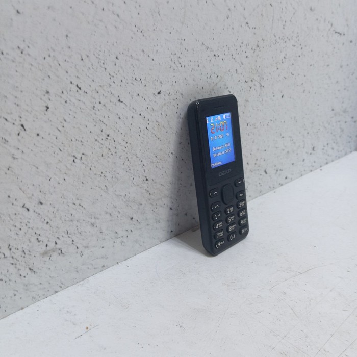 Кнопочный телефон Dexp C185