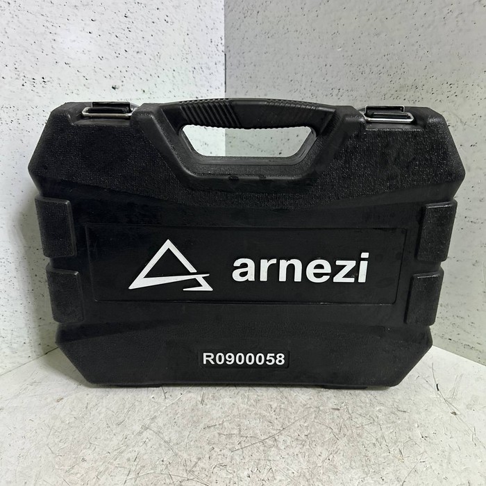 Набор инструментов (большой) Arnezi R0900058