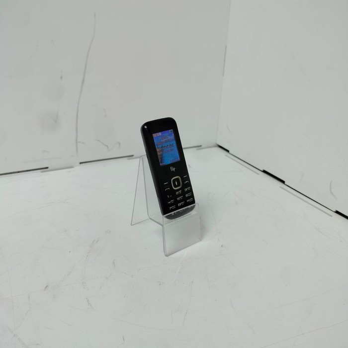 Кнопочный телефон Fly FS528