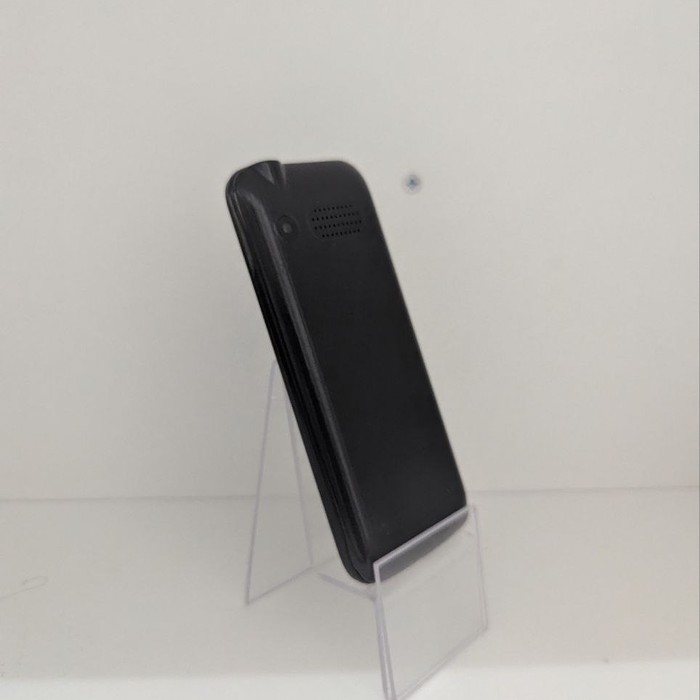 Кнопочный телефон Maxvi B1