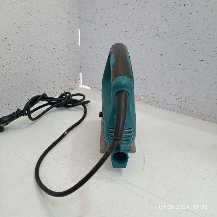 Электролобзик Makita 4329