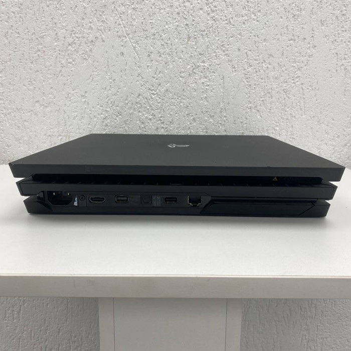 Игровая приставка Sony PlayStation 4 Pro