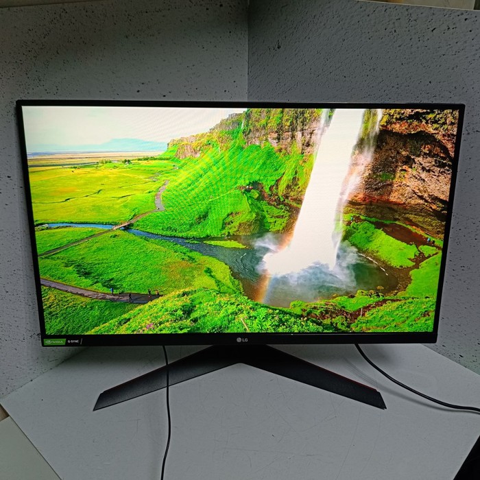 Монитор LG 27gl850b