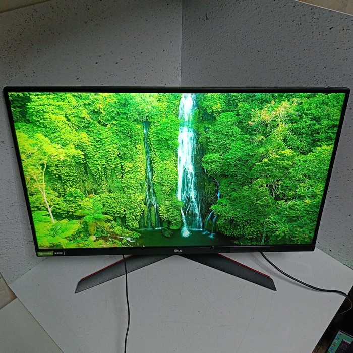 Монитор LG 27gl850b