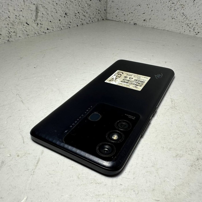 Смартфон Itel Vision 3 Plus 4/64 Черный