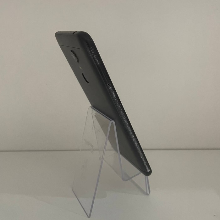 Смартфон Xiaomi Redmi 5 Plus 4/64 Черный
