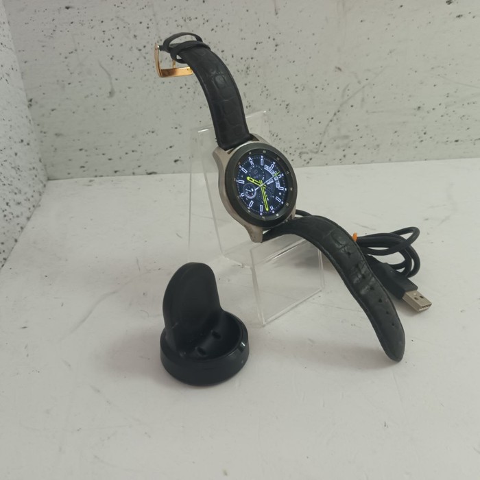 Смарт-часы Samsung Watch 4 46 mm