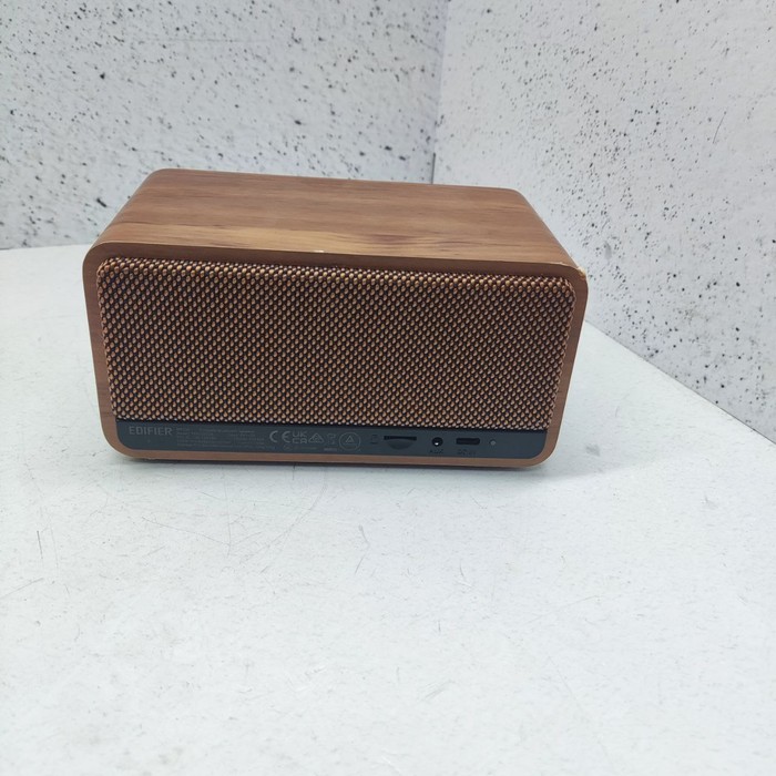 Портативная колонка Edifier MP230