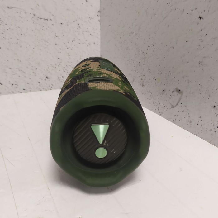Портативная колонка JBL Charge 6