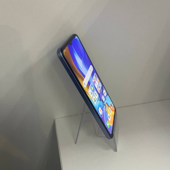 Смартфон HONOR X6 4/64 Голубой