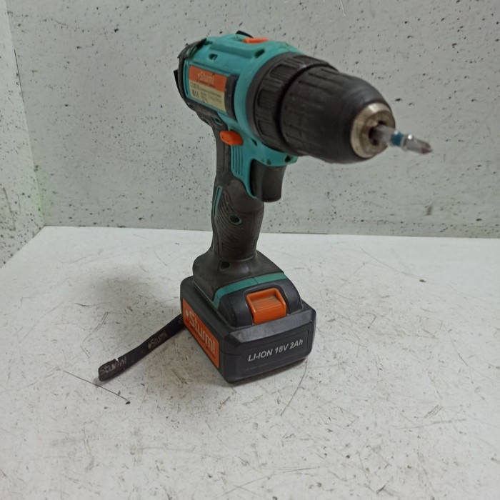 Шуруповерт Sturm CD3218L