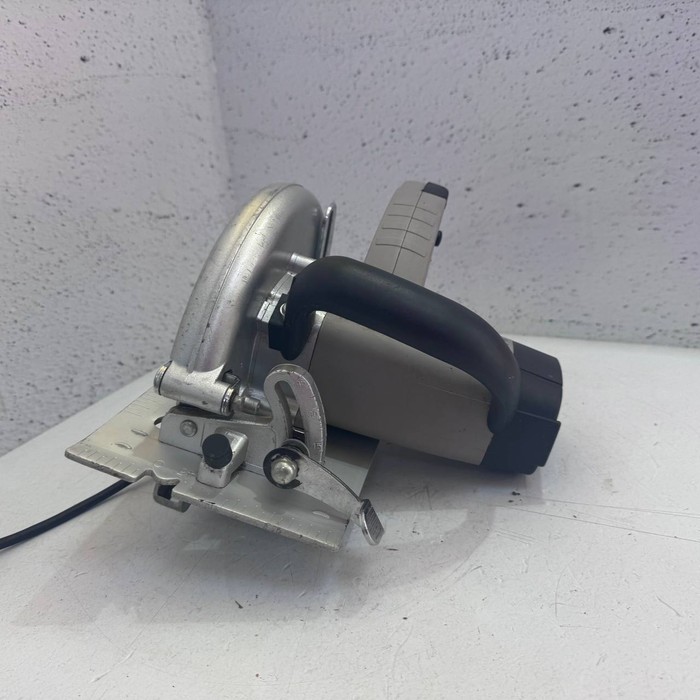 Дисковая пила Интерскол ДП-165/1200