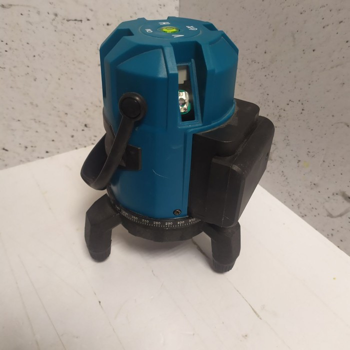 Лазерный уровень Makita SK40GD
