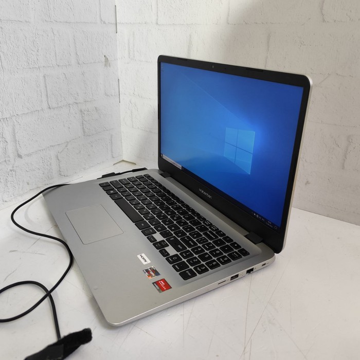 Ноутбук Maibenben M545