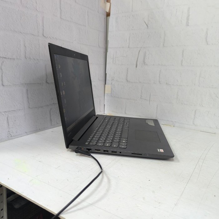 Ноутбук Lenovo IdeaPad 330-15AST