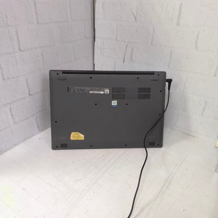 Ноутбук Lenovo IdeaPad 330-15AST