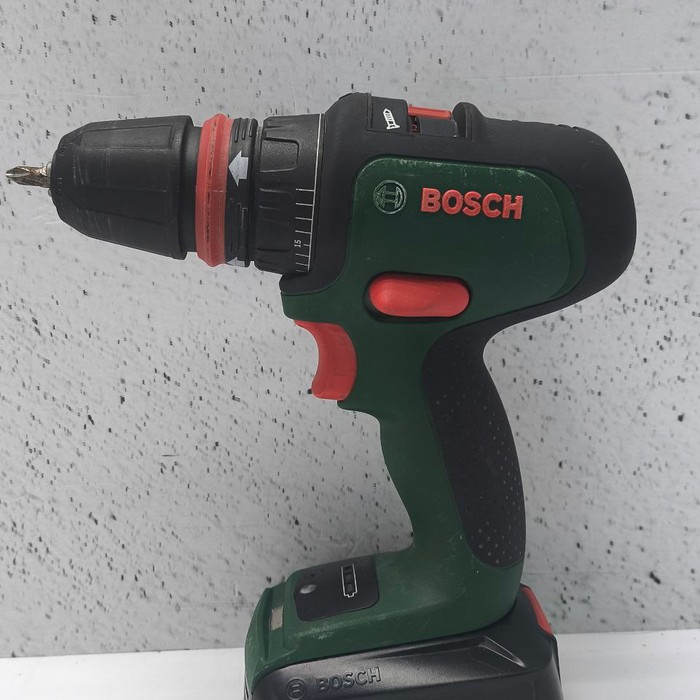 Шуруповерт Bosch Advanced Drill 18