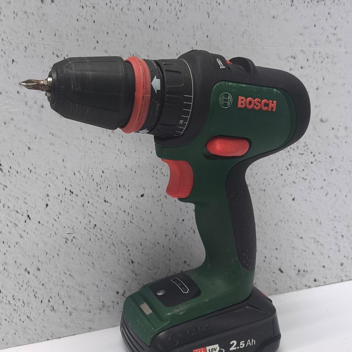 Шуруповерт Bosch Advanced Drill 18