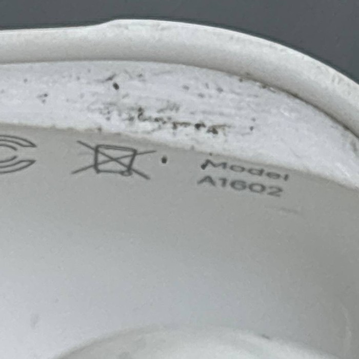 Беспроводные наушники Apple AirPods 2