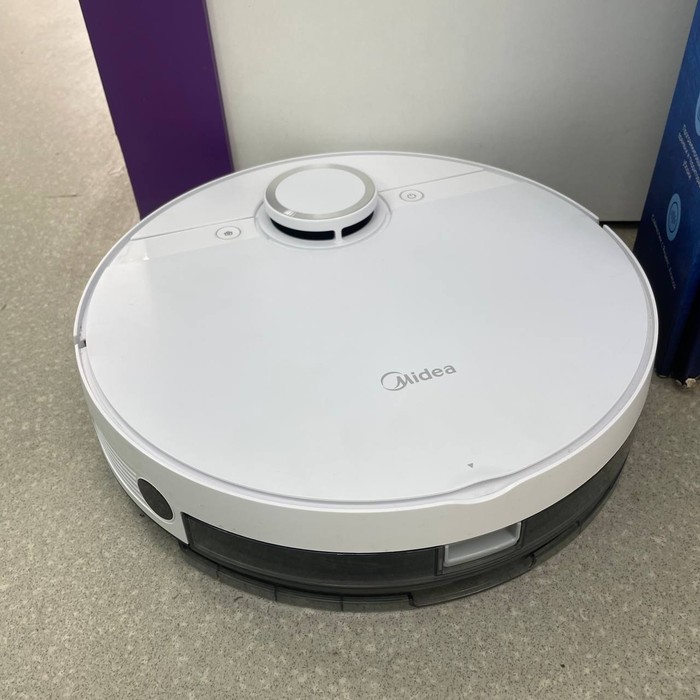 Робот-пылесос Midea VCRM7