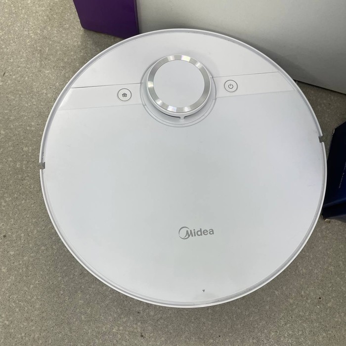 Робот-пылесос Midea VCRM7