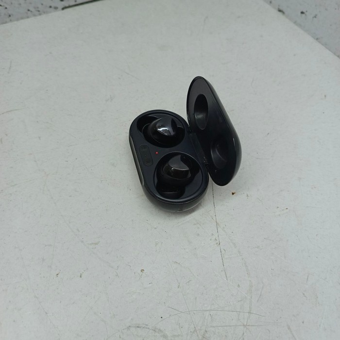 Беспроводные наушники Samsung Galaxy Buds+