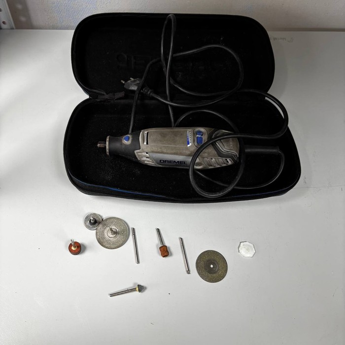 Гравер Dremel 3000