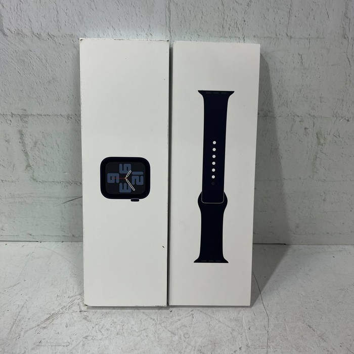 Смарт-часы Apple Watch Series SE Gen 2 2024
