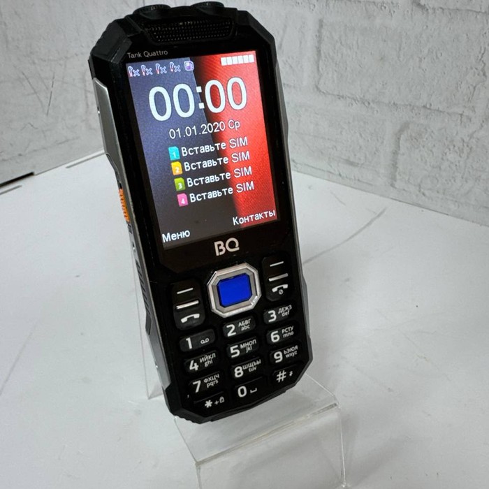 Кнопочный телефон BQ 2819 Tank Quattro