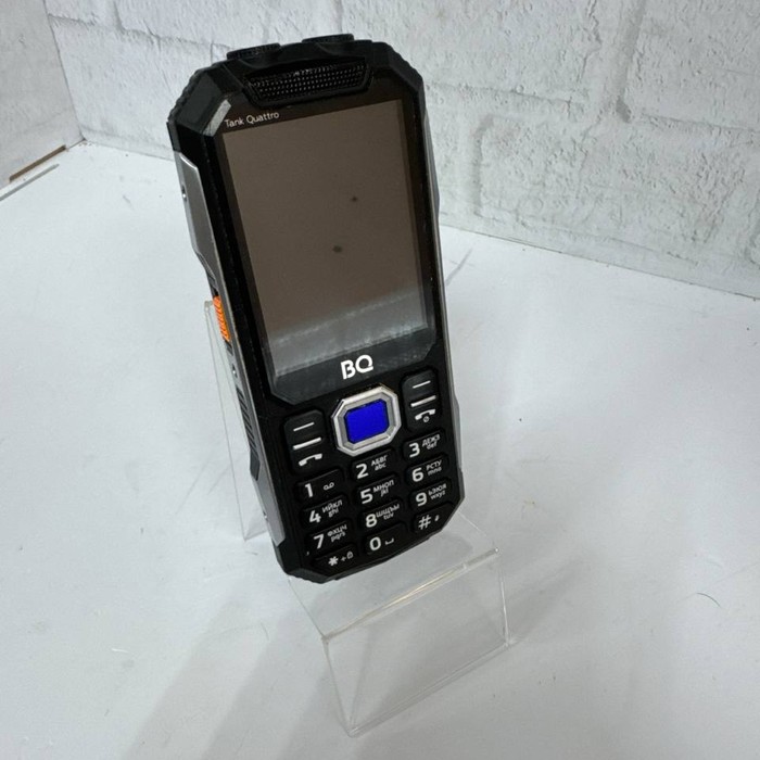 Кнопочный телефон BQ 2819 Tank Quattro