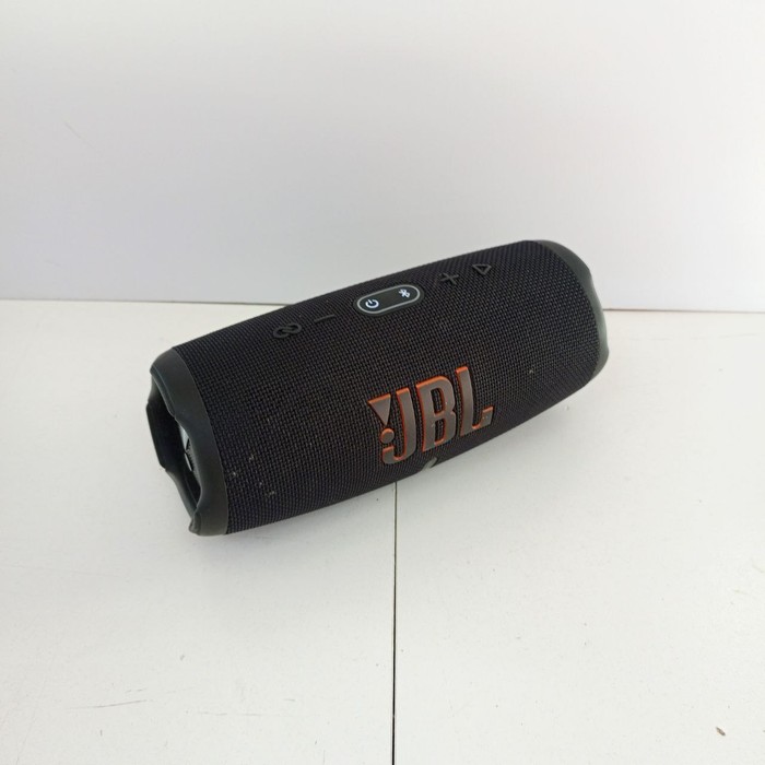 Портативная колонка JBL Charge 5