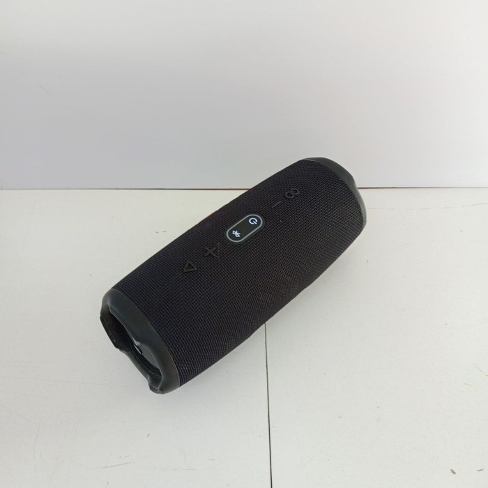 Портативная колонка JBL Charge 5