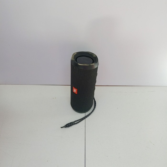 Портативная колонка JBL Flip 4