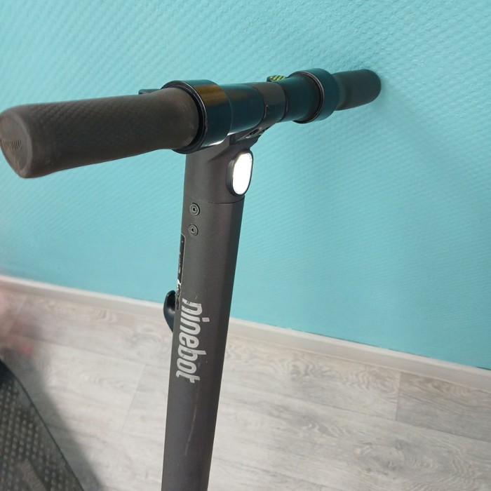 Электросамокат NineBot KickScooter E22