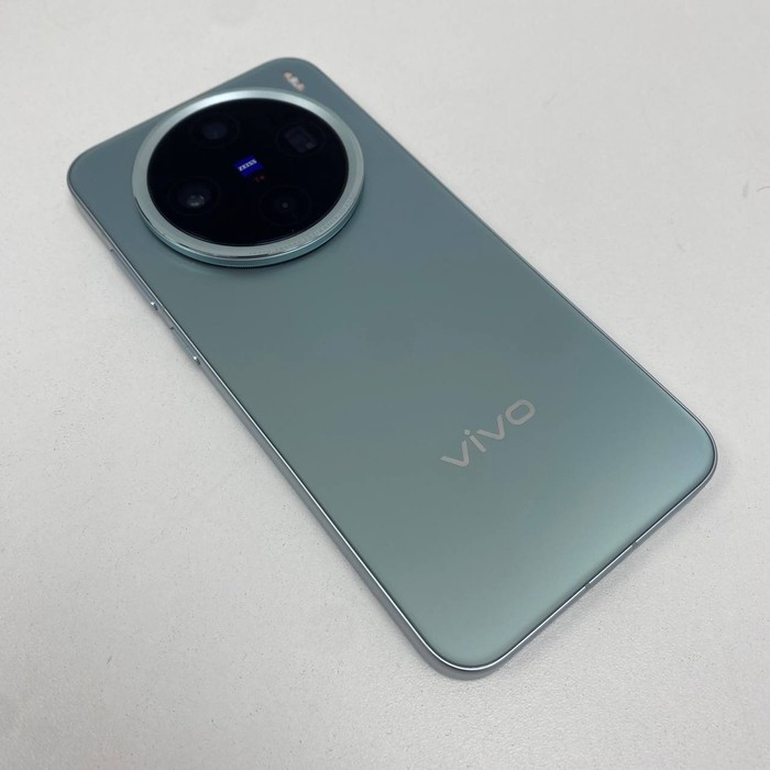Смартфон vivo X200 Pro mini 12/256 Зелeный