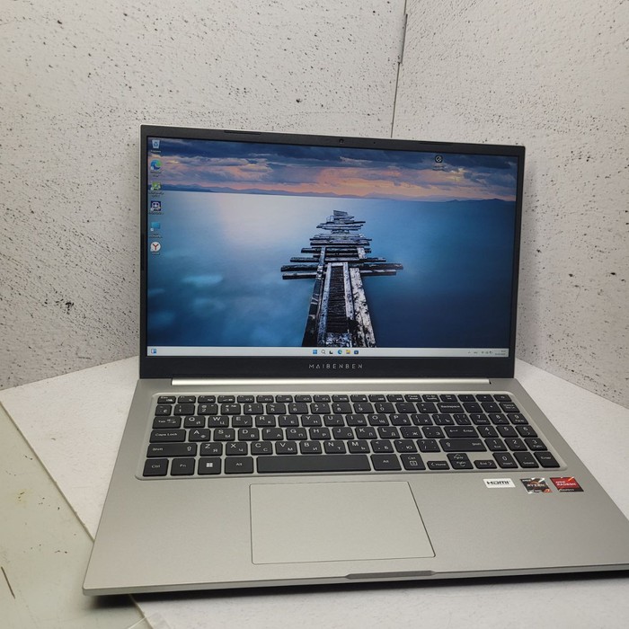 Ноутбук Maibenben MaiBook M