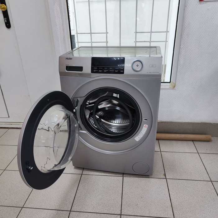 Стиральная машина Haier HW60-BP12959A