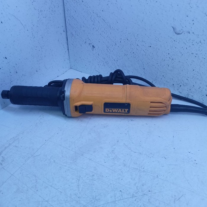 Прямошлифовальная машина DeWalt DWE4884