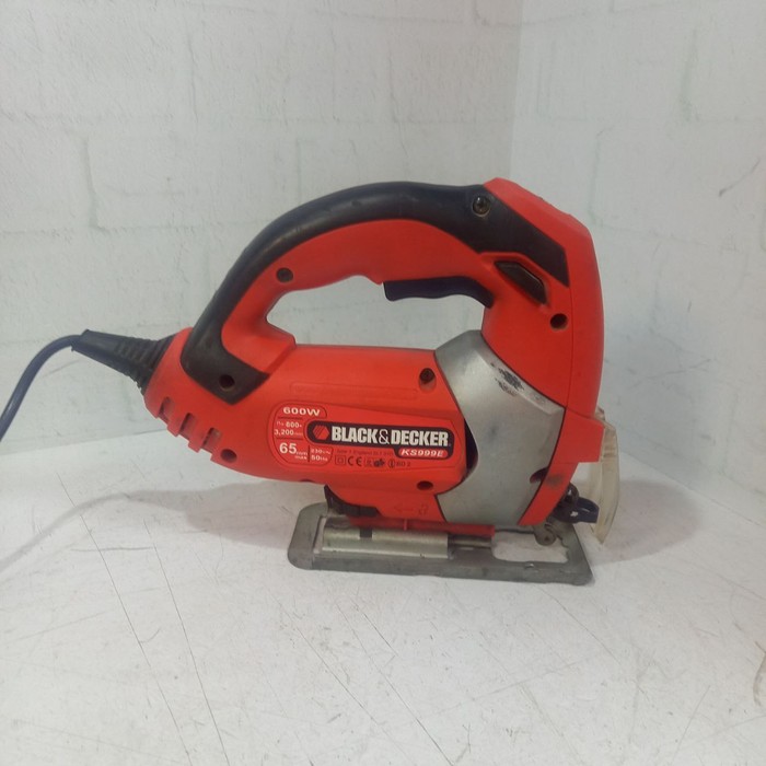 Лобзик BLACK+DECKER KS999E